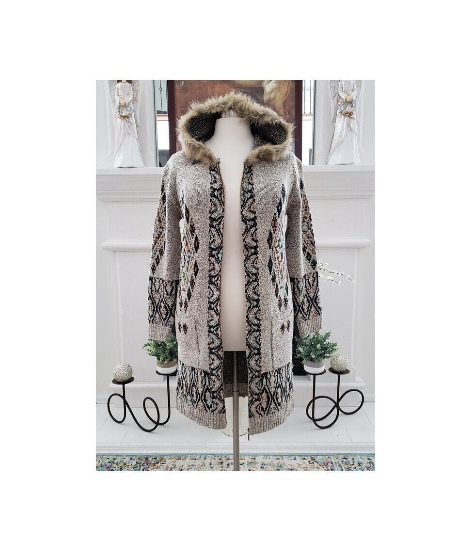 Ruby Gray Knit Jacket — Brisa's Boutique